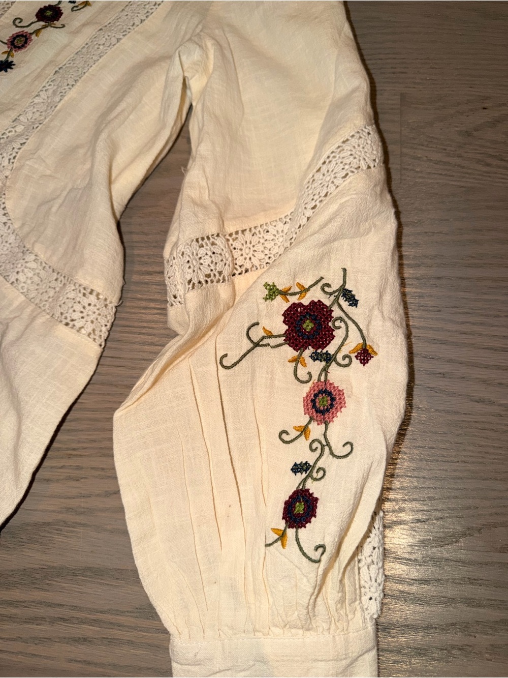 Jennifer & Grace Embroidered Cream Button-Front Peasant Blouse - Picture 3 of 5